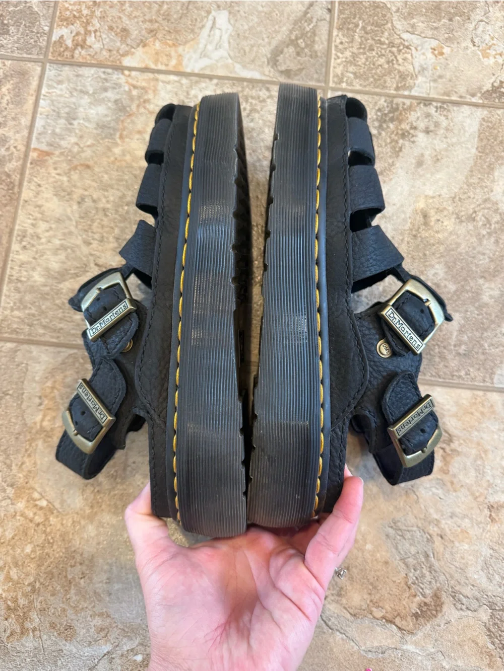 Dr. Martens Fisherman Sandals Womens 8 Black Leather Platform Chunky Y2K Wrenlie